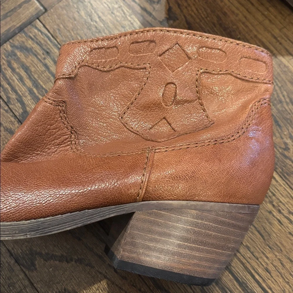 Nine West 6M booties Vintage American Ankle boots leather Cowboy Boho RARE